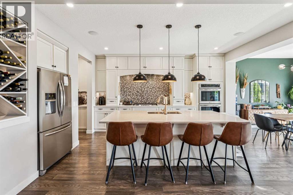 325 Kinniburgh Cove, Chestermere, Alberta  T1X 0Y7 - Photo 9 - A2281235