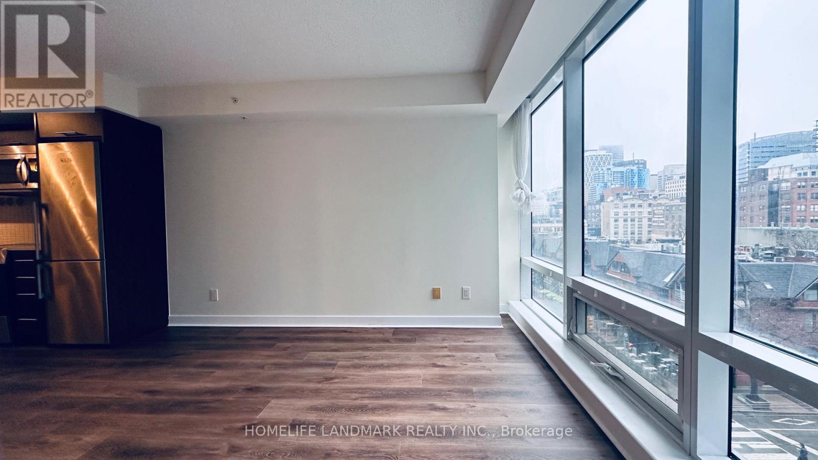 605 - 295 Adelaide Street W, Toronto, Ontario  M5V 0L4 - Photo 6 - C12958090