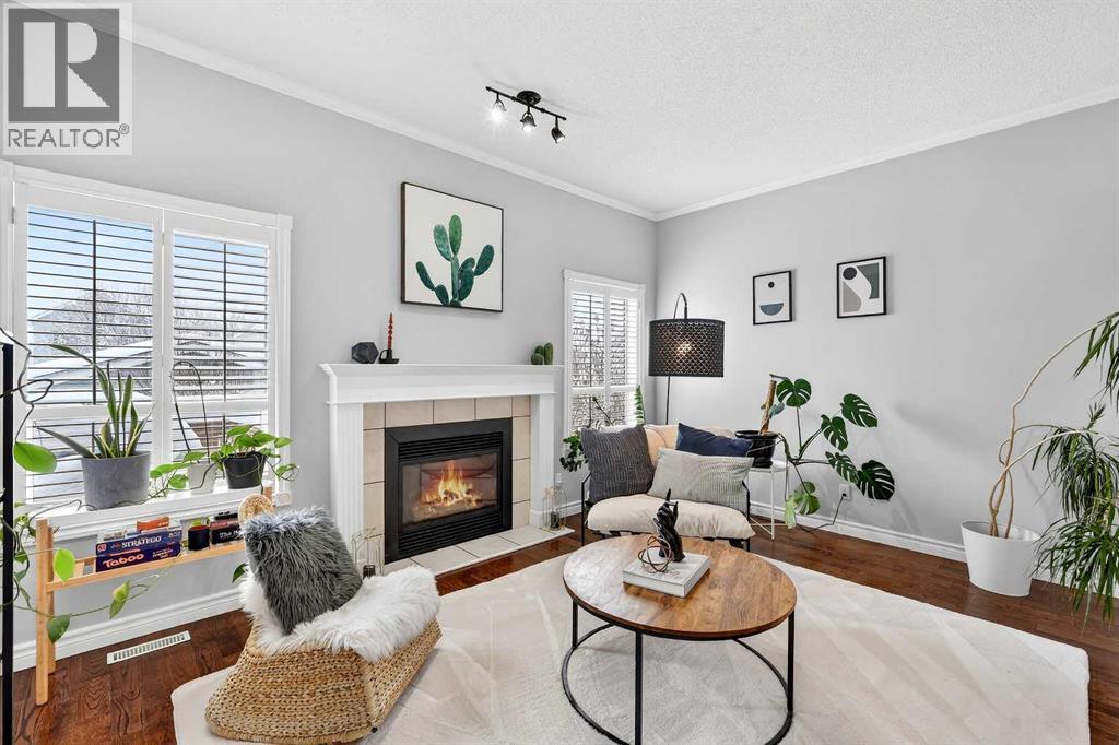 10796 Hidden Valley Drive Nw, Calgary, Alberta  T3A 5H6 - Photo 9 - A2297888