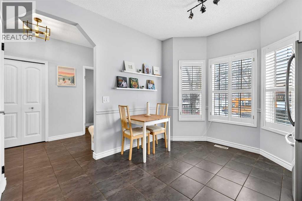 10796 Hidden Valley Drive Nw, Calgary, Alberta  T3A 5H6 - Photo 13 - A2297888