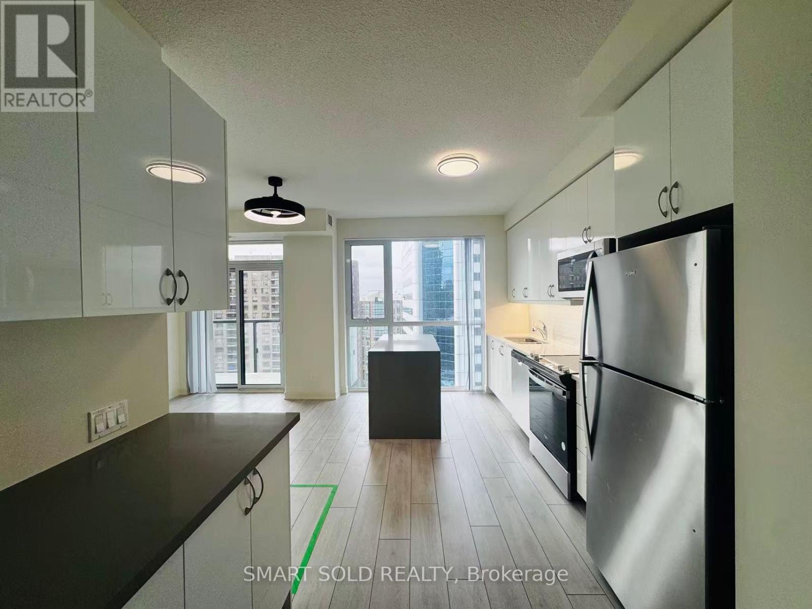 4955 Yonge Street, Toronto, Ontario  M2N 0L8 - Photo 4 - C12958094