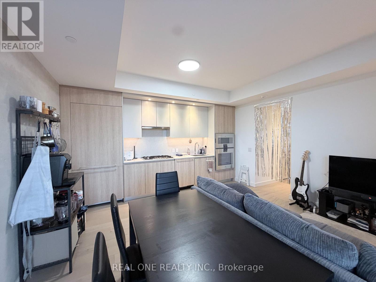 1501 - 81 Wellesley Street E, Toronto, Ontario  M4Y 0C5 - Photo 3 - C12958106