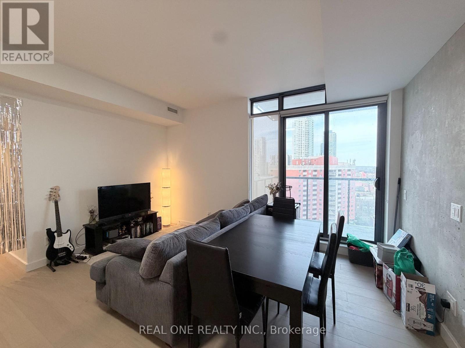 1501 - 81 Wellesley Street E, Toronto, Ontario  M4Y 0C5 - Photo 4 - C12958106