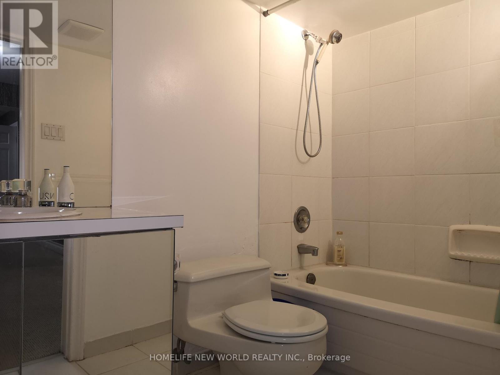 Bsmt - 8 Janus Court, Toronto, Ontario  M2H 1S4 - Photo 8 - C12958118