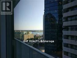 1702 - 88 Harbour Street, Toronto, Ontario  M5J 1B7 - Photo 8 - C12958122