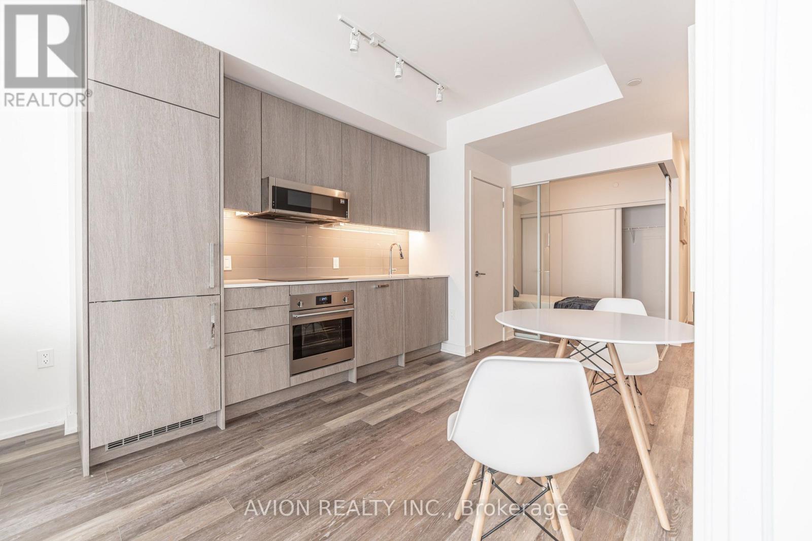 320 - 250 Lawrence Avenue W, Toronto, Ontario  M5M 1B1 - Photo 10 - C12958128