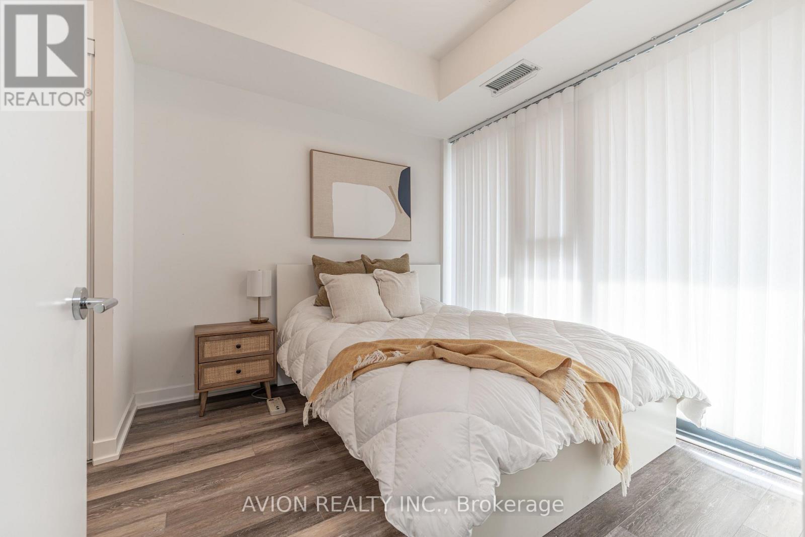 320 - 250 Lawrence Avenue W, Toronto, Ontario  M5M 1B1 - Photo 13 - C12958128