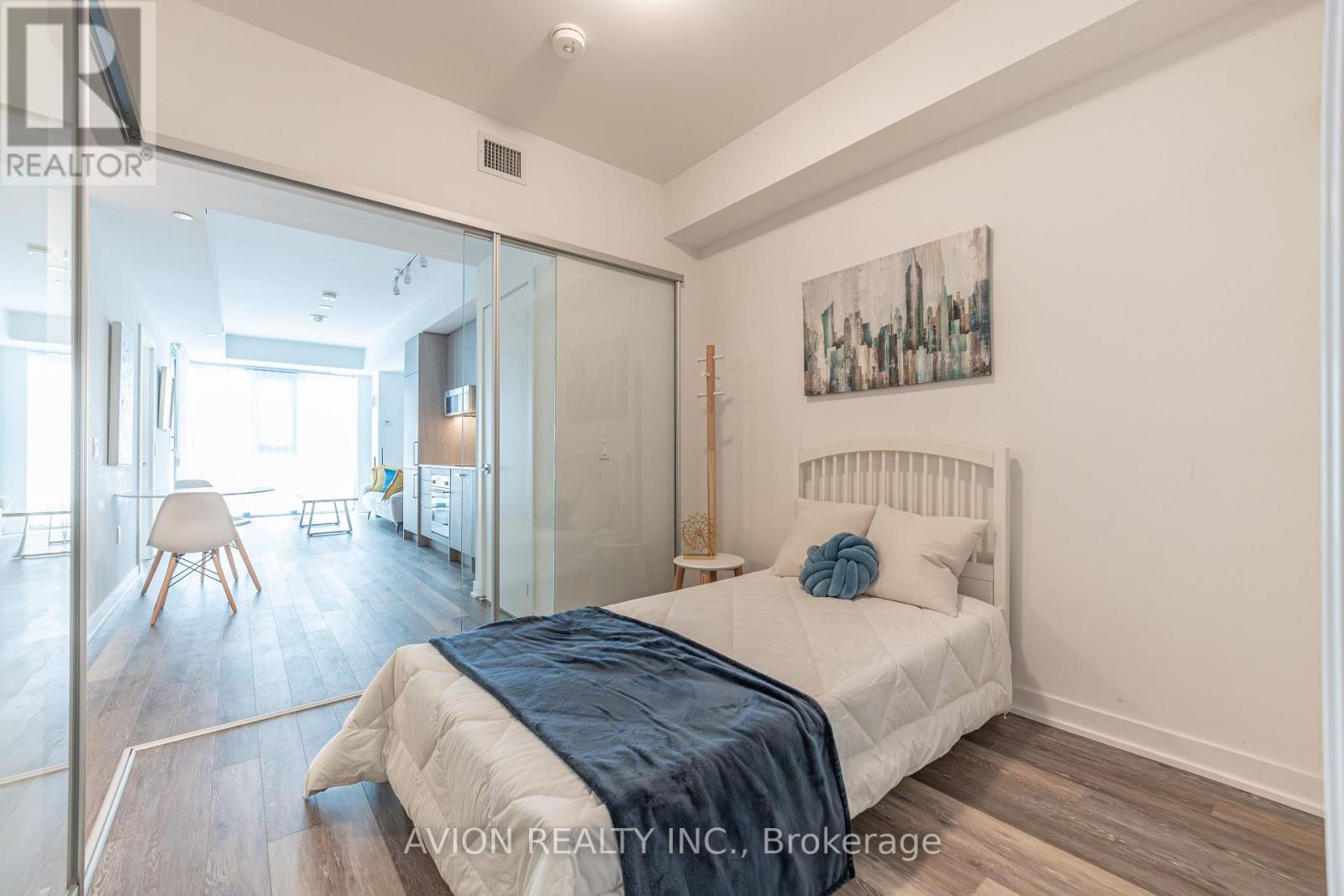 320 - 250 Lawrence Avenue W, Toronto, Ontario  M5M 1B1 - Photo 6 - C12958128
