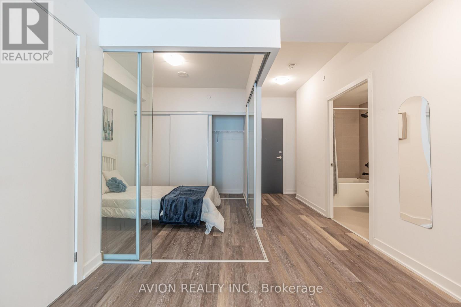 320 - 250 Lawrence Avenue W, Toronto, Ontario  M5M 1B1 - Photo 8 - C12958128