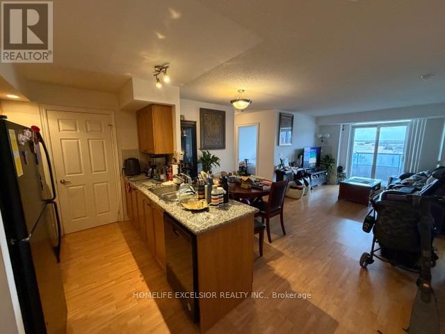 825 - 33 Cox Boulevard, Markham, Ontario  L3R 8A6 - Photo 10 - N12958108