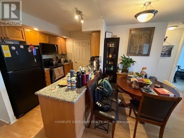 825 - 33 Cox Boulevard, Markham, Ontario  L3R 8A6 - Photo 11 - N12958108