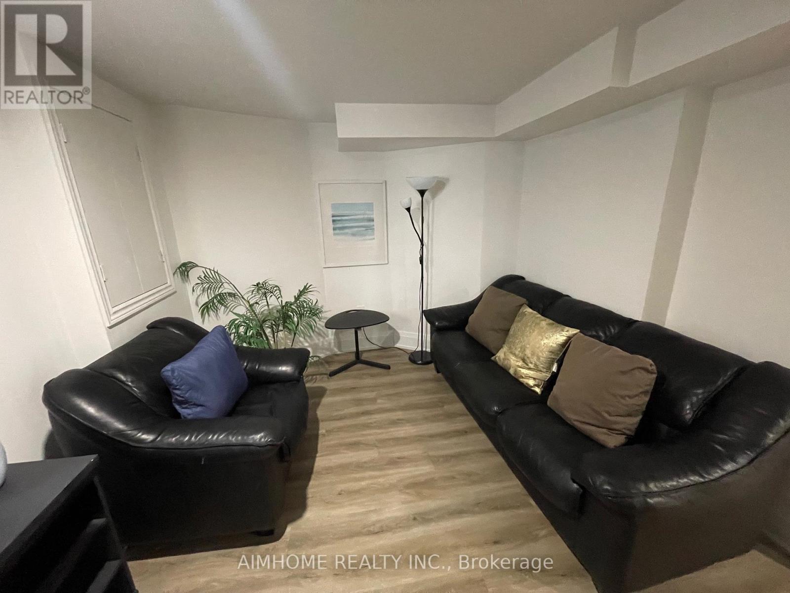 Basement - 166 Fincham Avenue, Markham, Ontario  L3P 4B3 - Photo 10 - N12958112