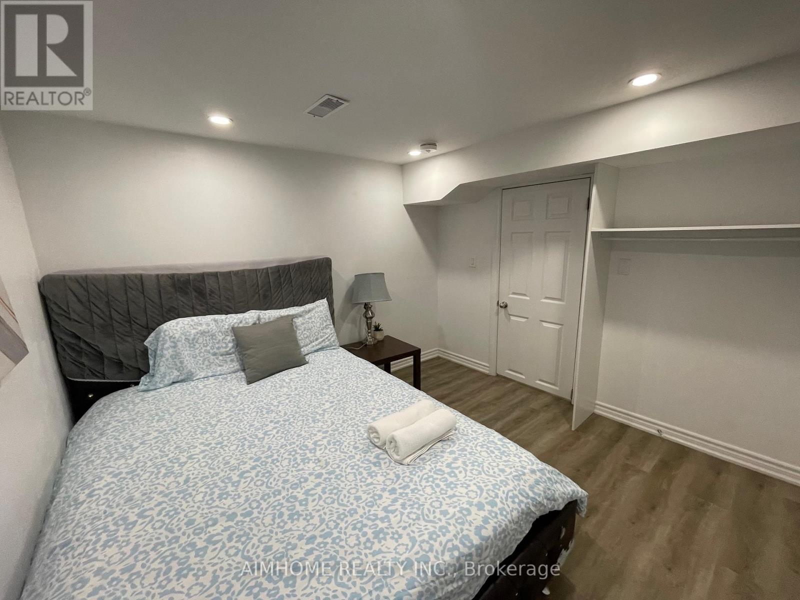 Basement - 166 Fincham Avenue, Markham, Ontario  L3P 4B3 - Photo 6 - N12958112