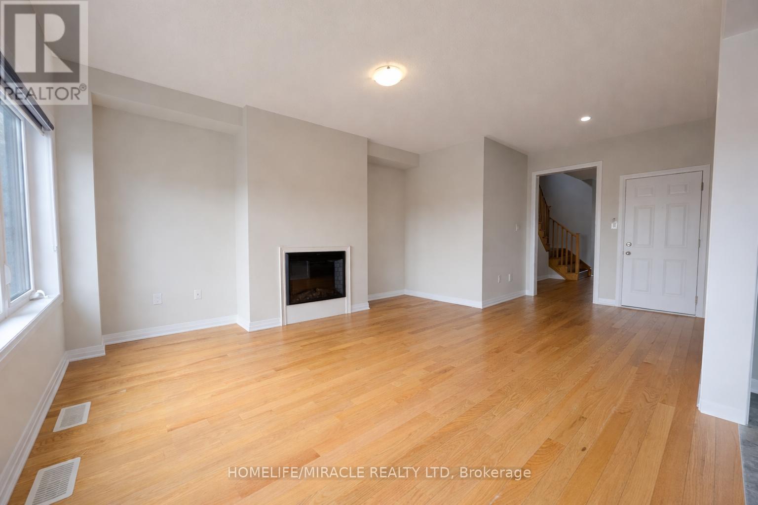 1285 Broderick Street, Innisfil, Ontario  L9S 0P6 - Photo 6 - N12958120