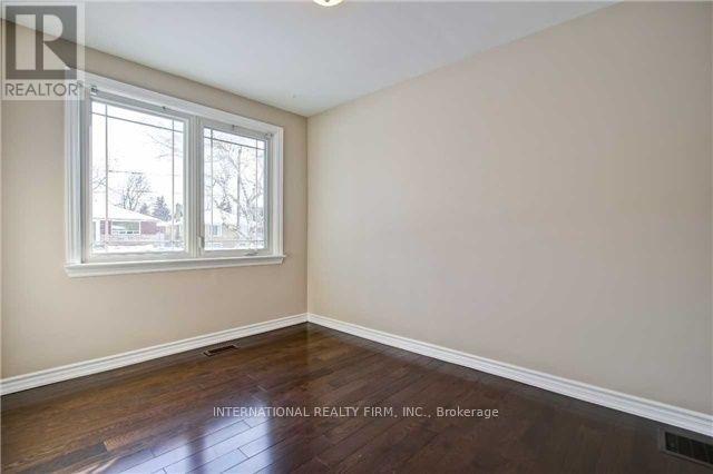 Main - 21 Cartier Crescent, Richmond Hill, Ontario  L4C 2M9 - Photo 10 - N12958136