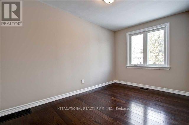 Main - 21 Cartier Crescent, Richmond Hill, Ontario  L4C 2M9 - Photo 9 - N12958136