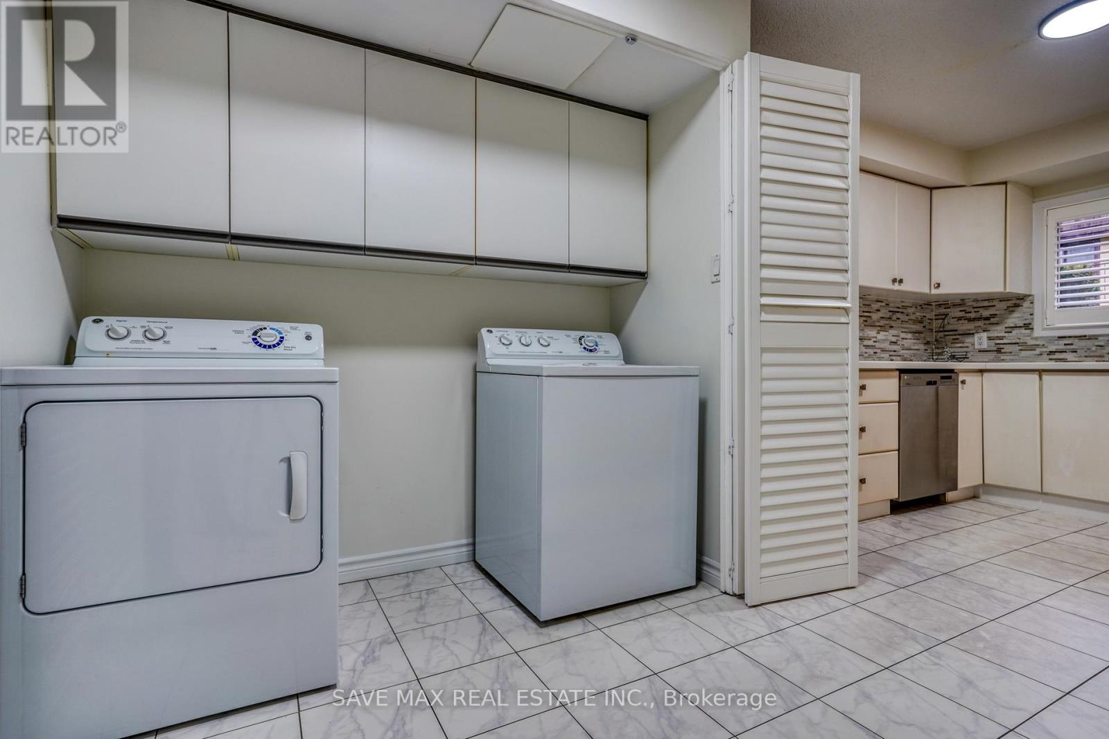 182 - 1250 Mississauga Valley Boulevard S, Mississauga, Ontario  L5A 3R6 - Photo 32 - W12958102