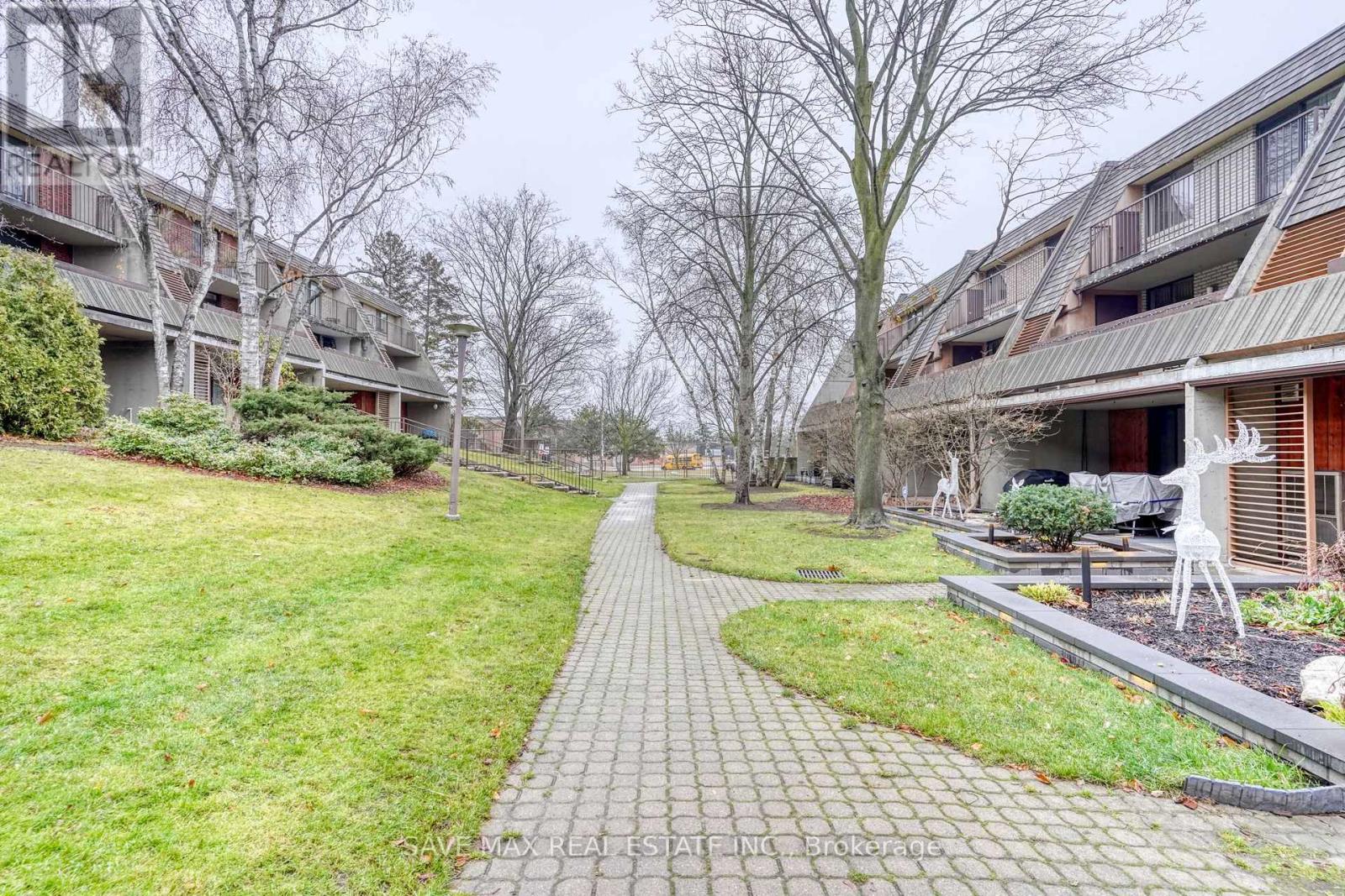 182 - 1250 Mississauga Valley Boulevard S, Mississauga, Ontario  L5A 3R6 - Photo 43 - W12958102