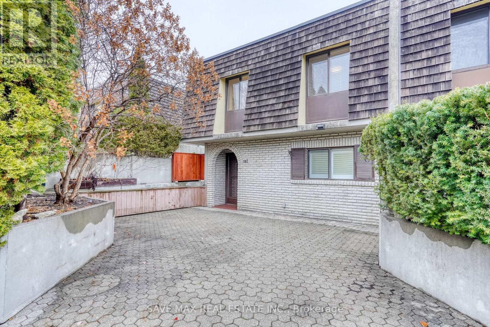 182 - 1250 Mississauga Valley Boulevard S, Mississauga, Ontario  L5A 3R6 - Photo 6 - W12958102