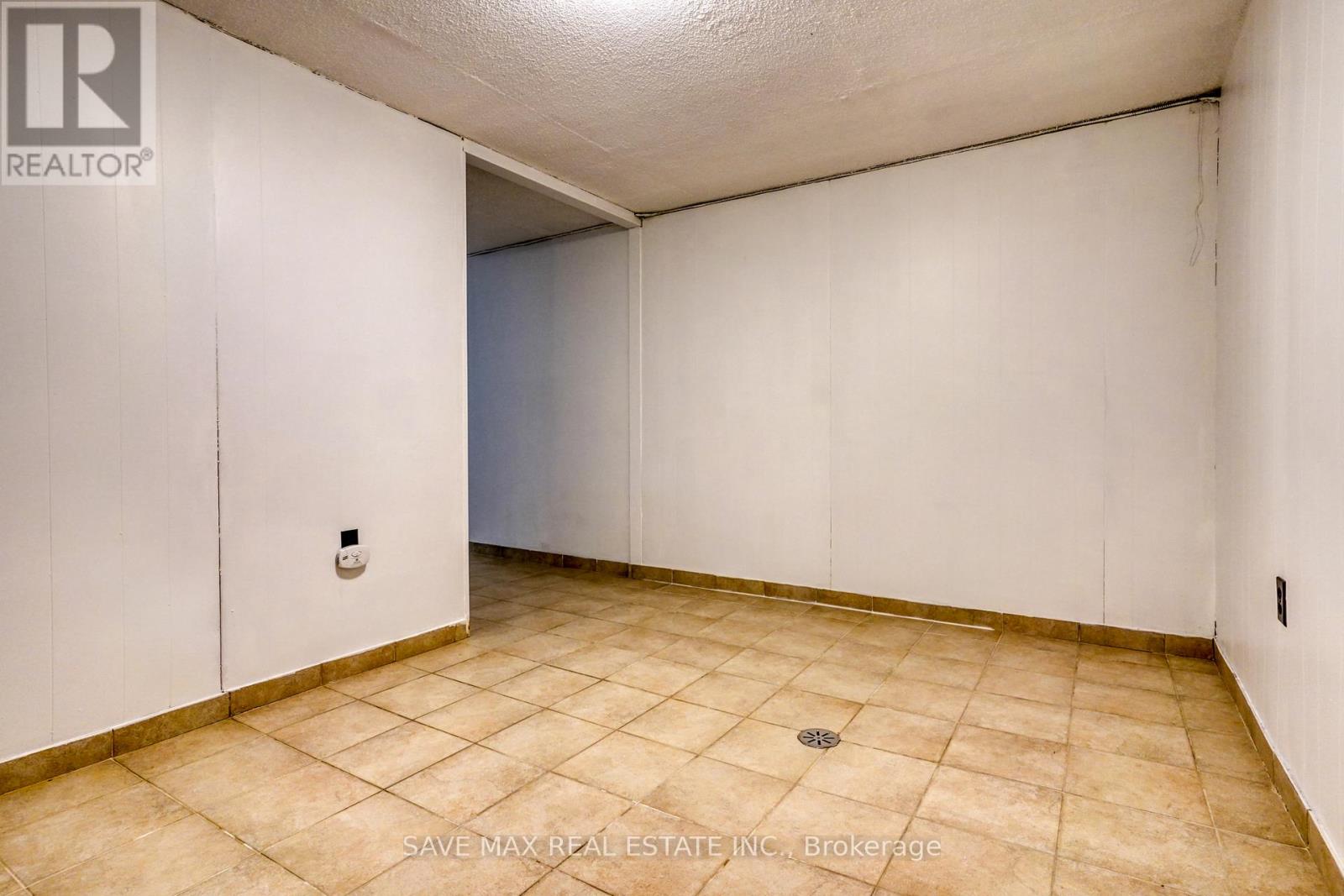 182 - 1250 Mississauga Valley Boulevard S, Mississauga, Ontario  L5A 3R6 - Photo 7 - W12958102