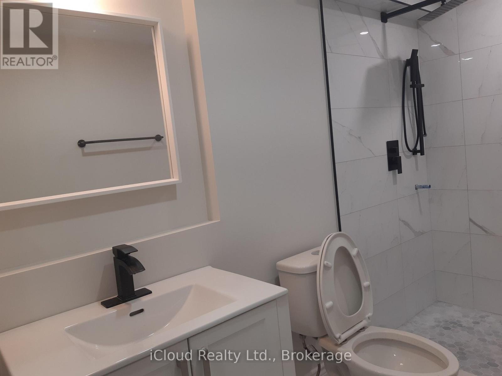 7502 Black Walnut ( Lower Level ) Trail, Mississauga, Ontario  L5N 8A9 - Photo 11 - W12958134