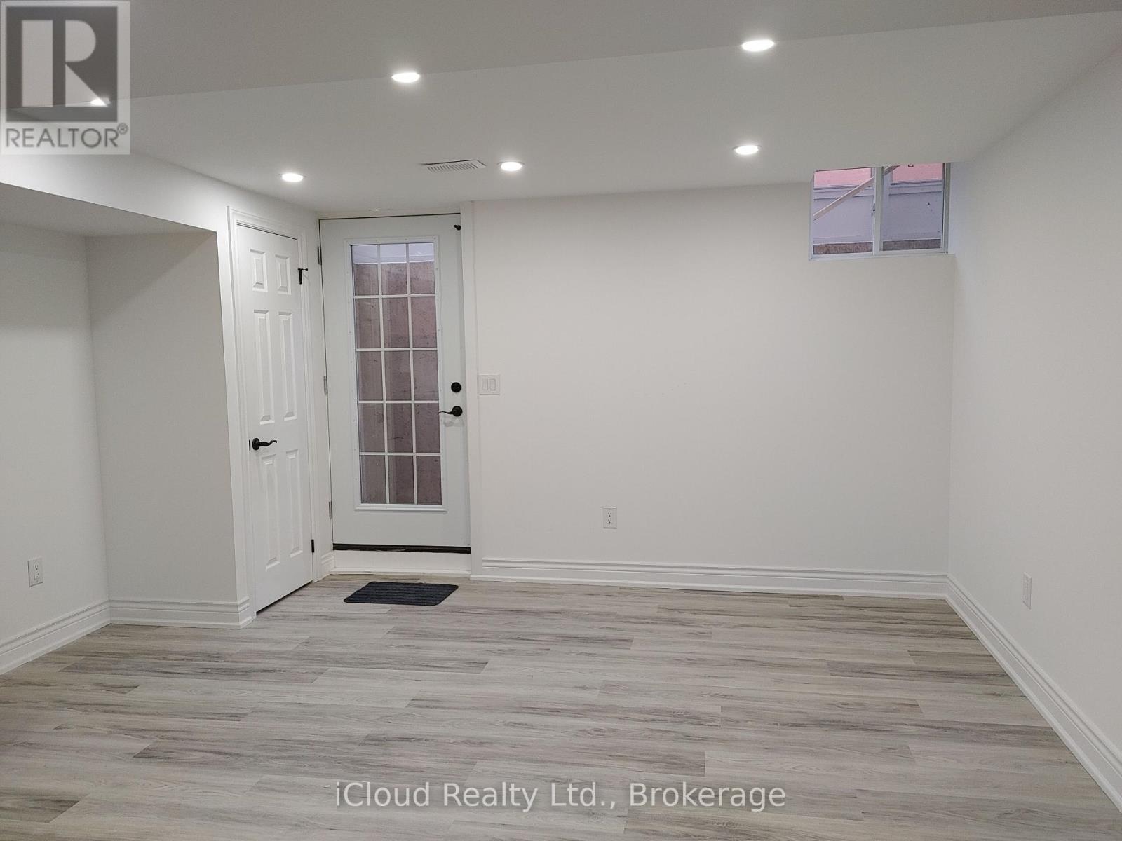 7502 Black Walnut ( Lower Level ) Trail, Mississauga, Ontario  L5N 8A9 - Photo 14 - W12958134