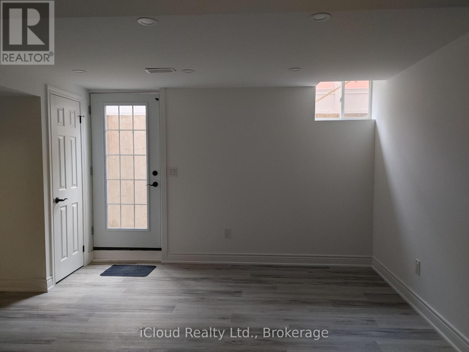 7502 Black Walnut ( Lower Level ) Trail, Mississauga, Ontario  L5N 8A9 - Photo 4 - W12958134