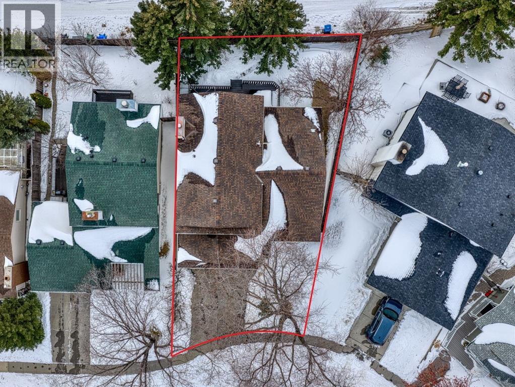 19 Scenic Green NW, Calgary, Alberta  T3L 1A1 - Photo 39 - A2296929