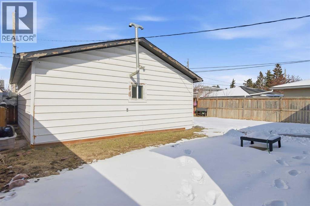 1108 Marcombe Crescent Ne, Calgary, Alberta  T2A 4H7 - Photo 34 - A2298096