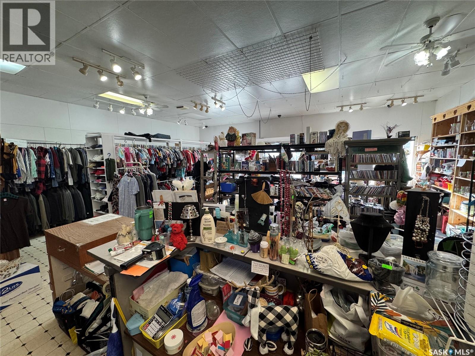 118 Main Street, Raymore, Saskatchewan  S0A 3J0 - Photo 4 - SK032082