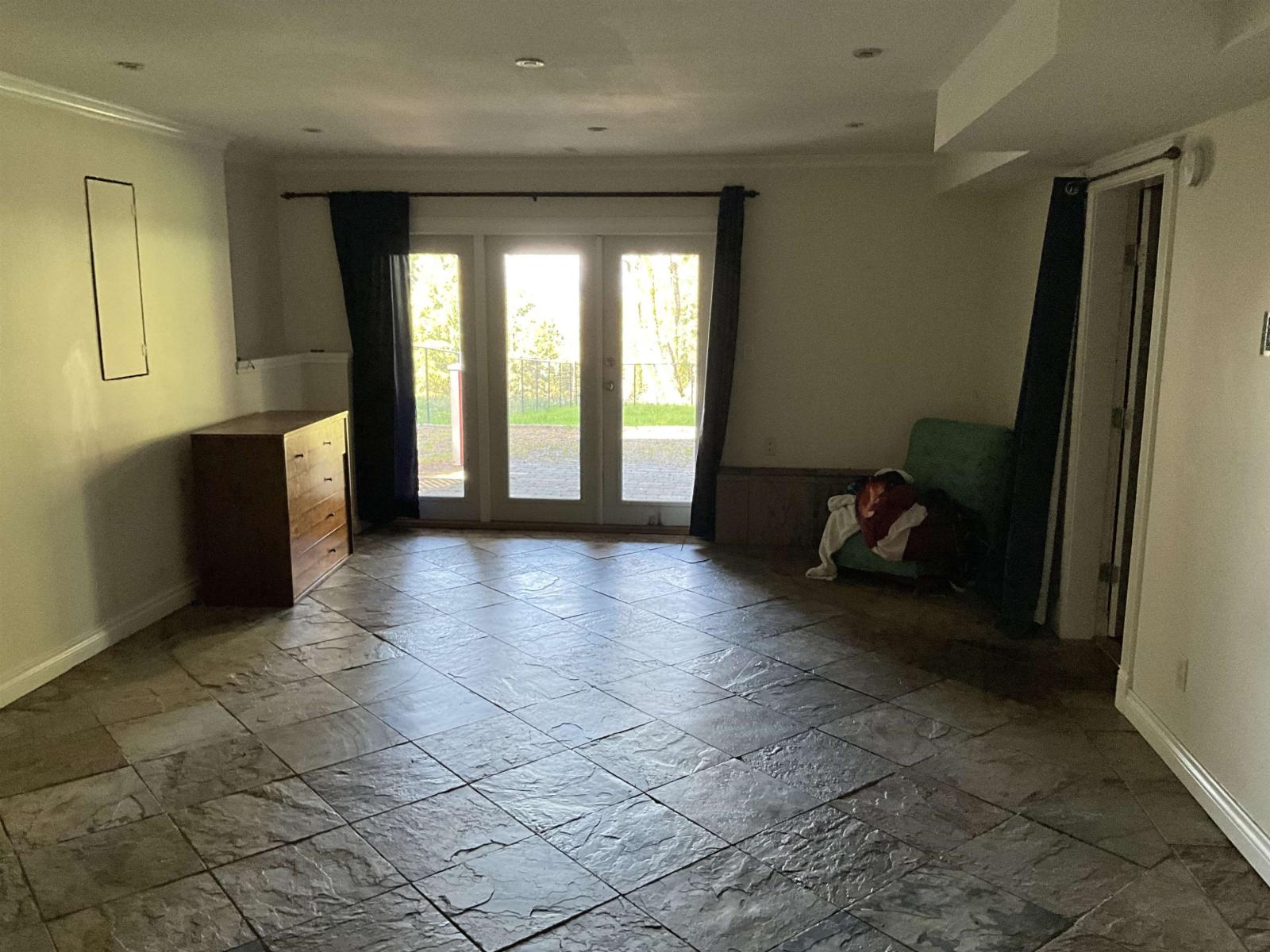 17311 Hillview Place, Surrey, British Columbia V3Z 0C3 - Photo 14 - R3104157