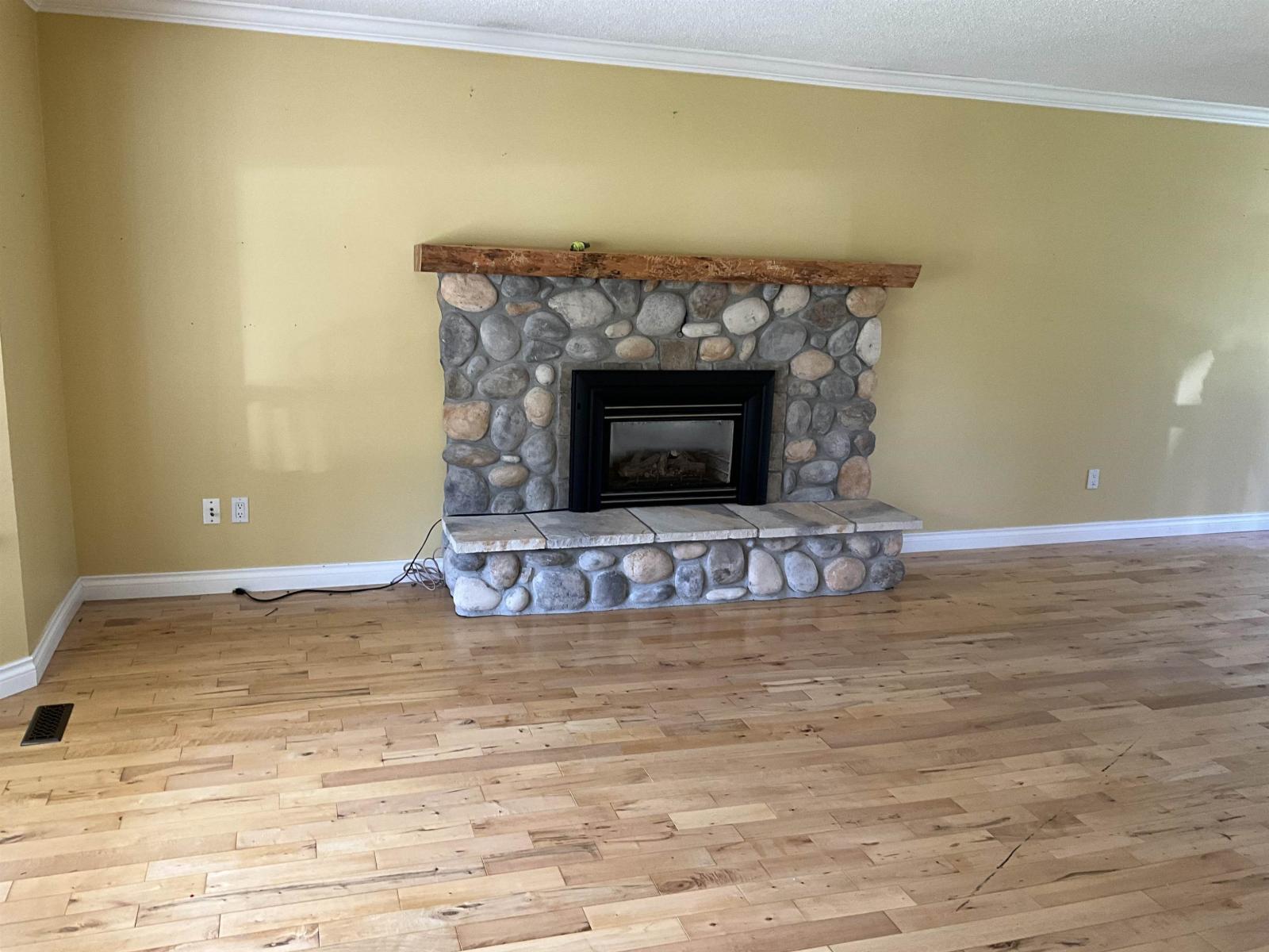 17311 Hillview Place, Surrey, British Columbia V3Z 0C3 - Photo 26 - R3104157