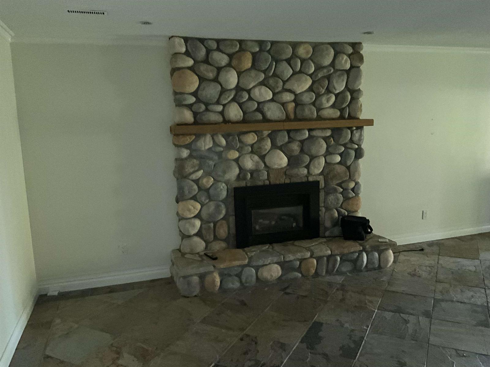 17311 Hillview Place, Surrey, British Columbia V3Z 0C3 - Photo 15 - R3104157