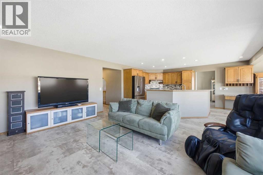 40 Country Hills Close NW, Calgary, Alberta  T3K 3Y9 - Photo 17 - A2292514