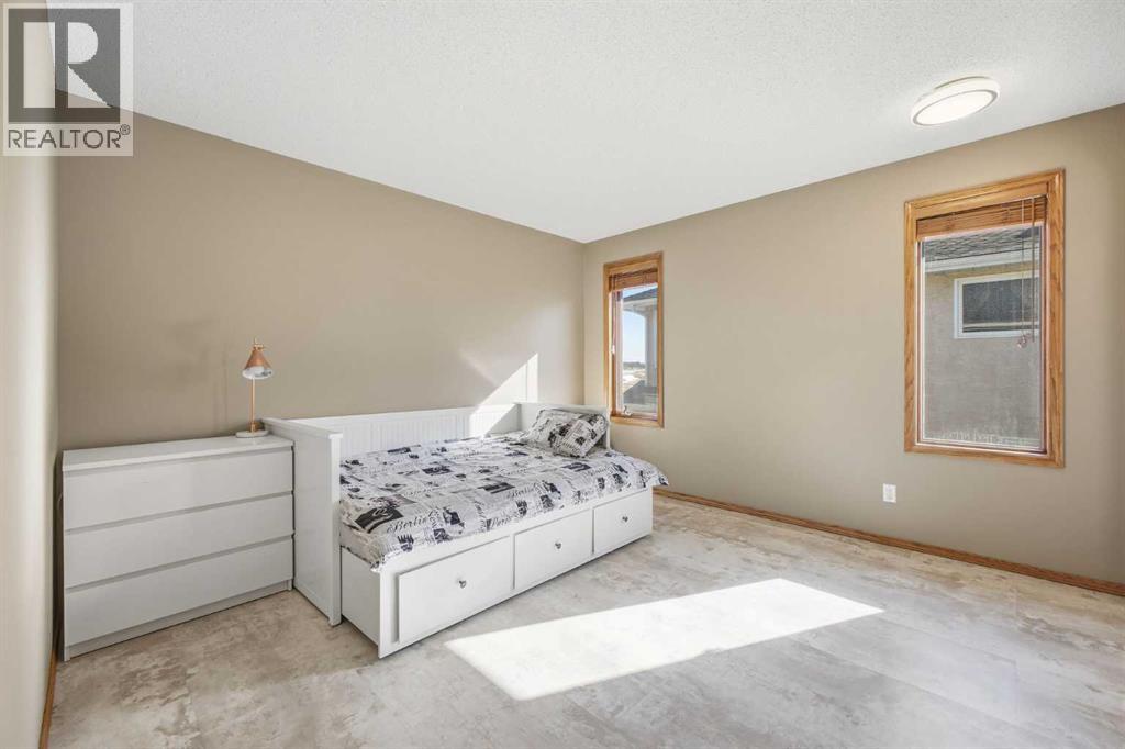 40 Country Hills Close NW, Calgary, Alberta  T3K 3Y9 - Photo 28 - A2292514