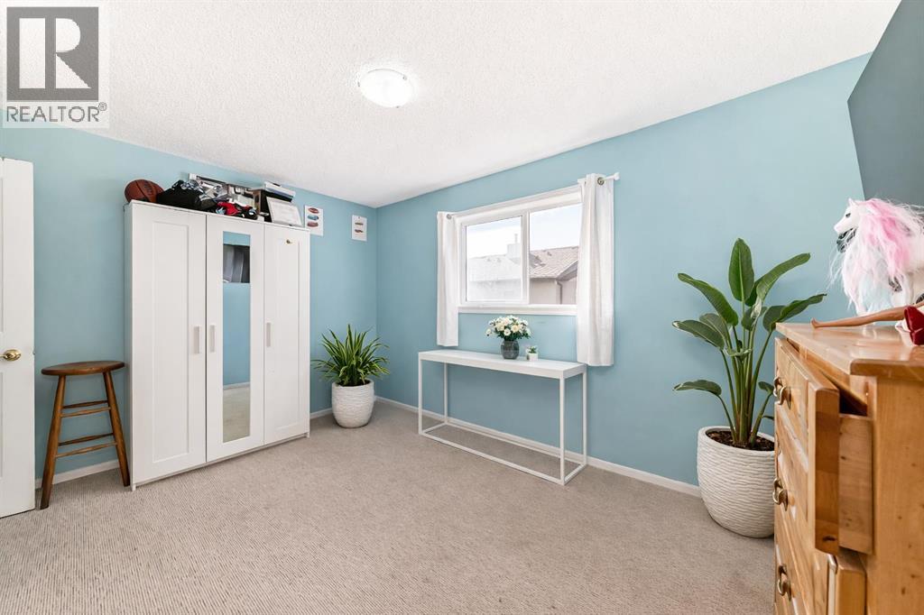 115 Saddlebrook Point Ne, Calgary, Alberta  T3J 0K3 - Photo 6 - A2292795