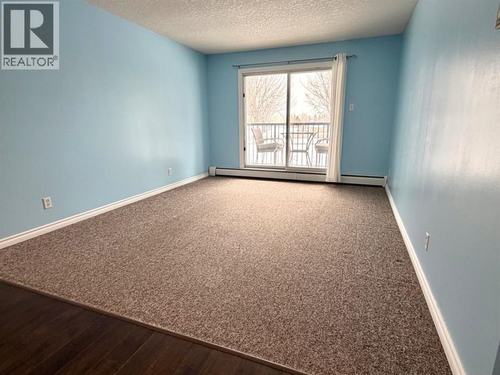 212b, 295 Columbia Boulevard W, Lethbridge, Alberta  T1K 4B8 - Photo 3 - A2298351