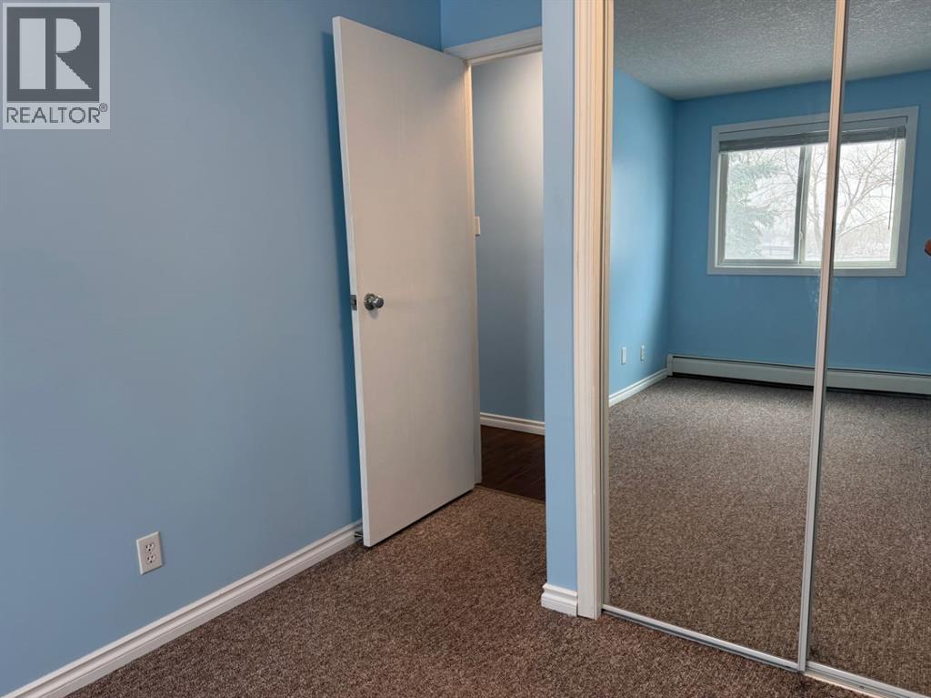 212b, 295 Columbia Boulevard W, Lethbridge, Alberta  T1K 4B8 - Photo 21 - A2298351