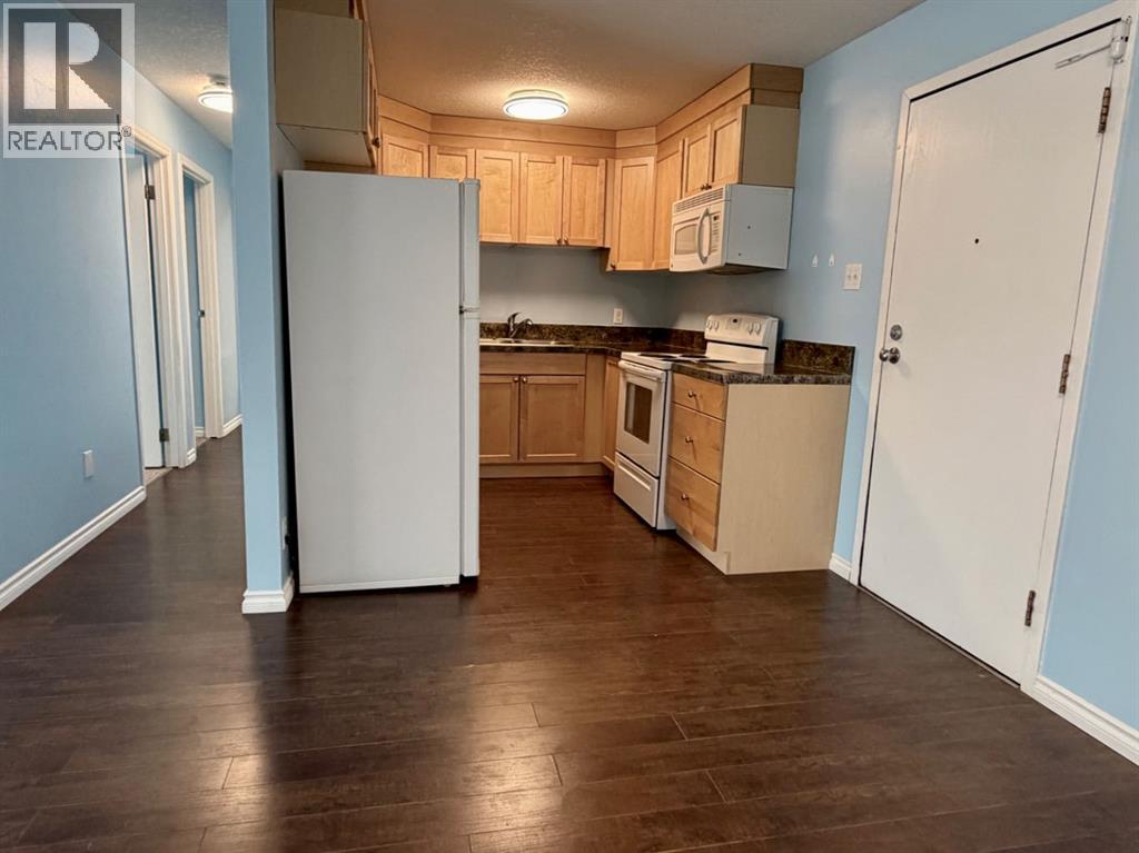 212b, 295 Columbia Boulevard W, Lethbridge, Alberta  T1K 4B8 - Photo 12 - A2298351