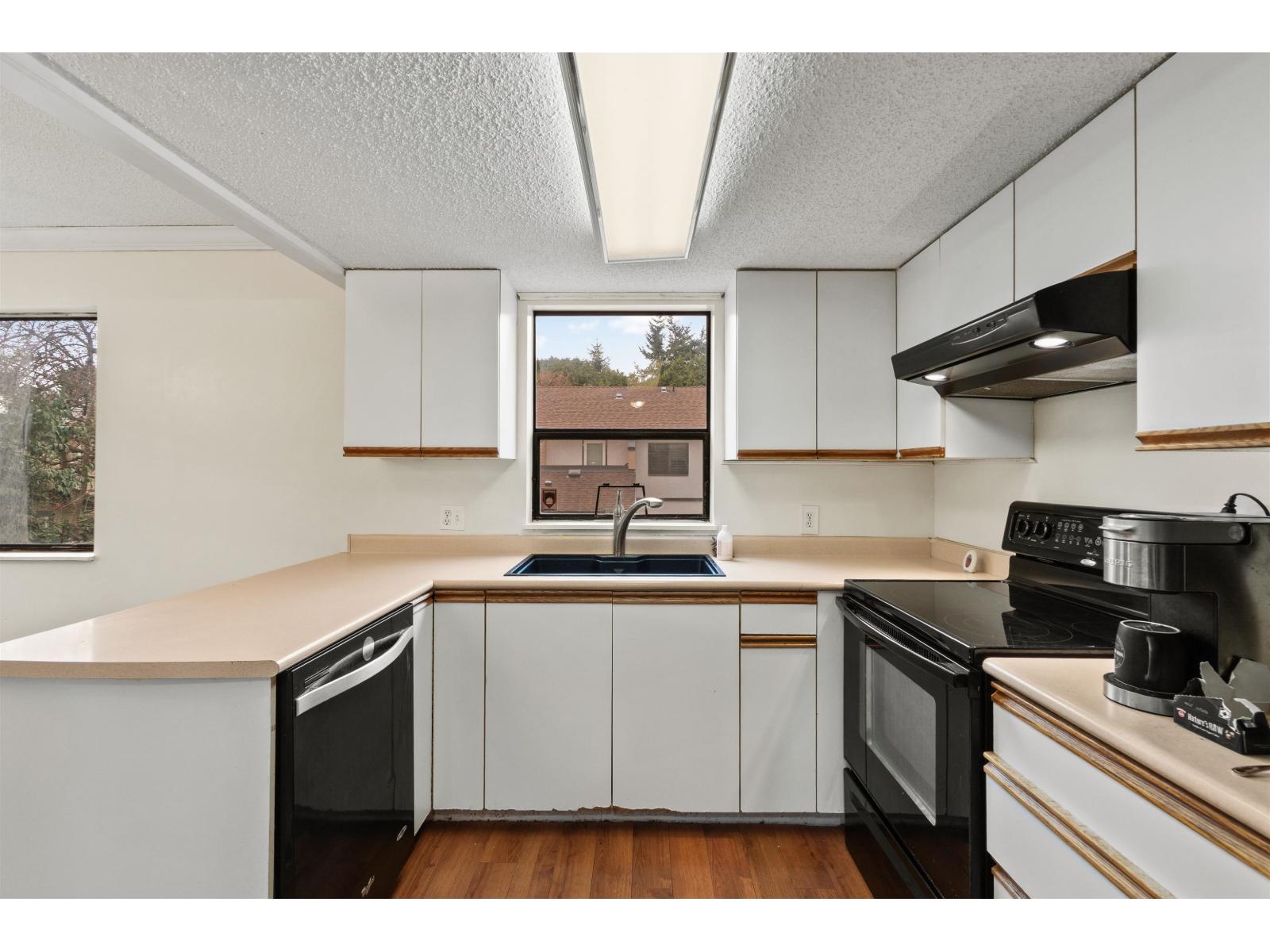 204 7165 133 Street, Surrey, British Columbia  V3W 7Z6 - Photo 7 - R3102140