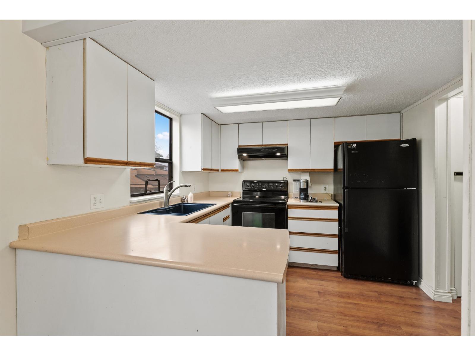 204 7165 133 Street, Surrey, British Columbia  V3W 7Z6 - Photo 6 - R3102140