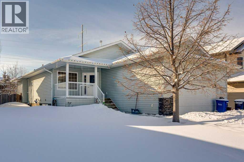 9 Assinger Avenue, Red Deer, Alberta  T4R 3L1 - Photo 1 - A2289764