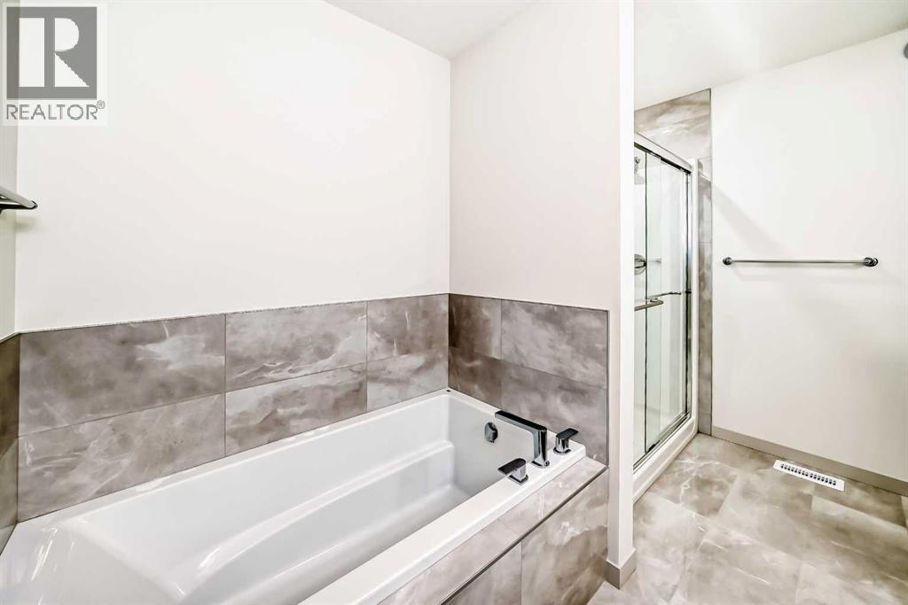 31 Lucas Passage NW, Calgary, Alberta  T3P 1Z4 - Photo 26 - A2283547