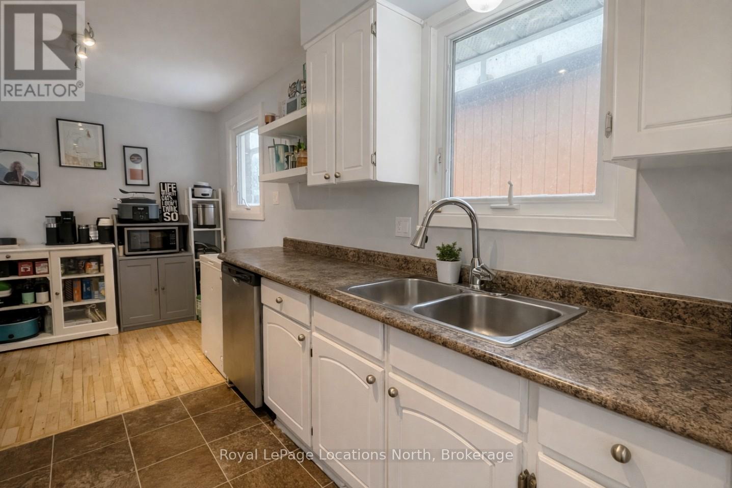 32 Courtice Crescent, Collingwood, Ontario  L9Y 4G1 - Photo 3 - S12958168