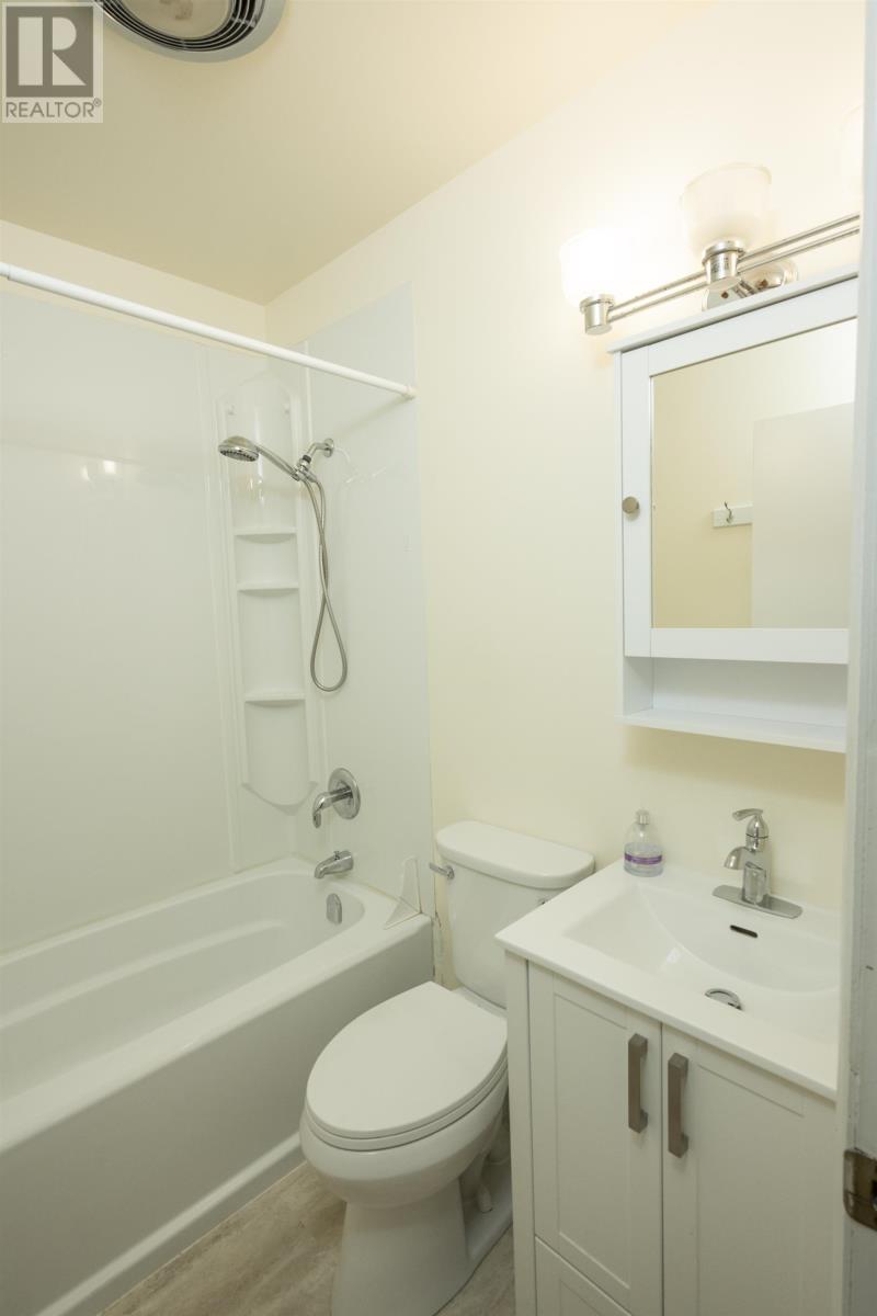 708 Linwood Cres, Thunder Bay, Ontario  P7E 2R8 - Photo 27 - TB2600607