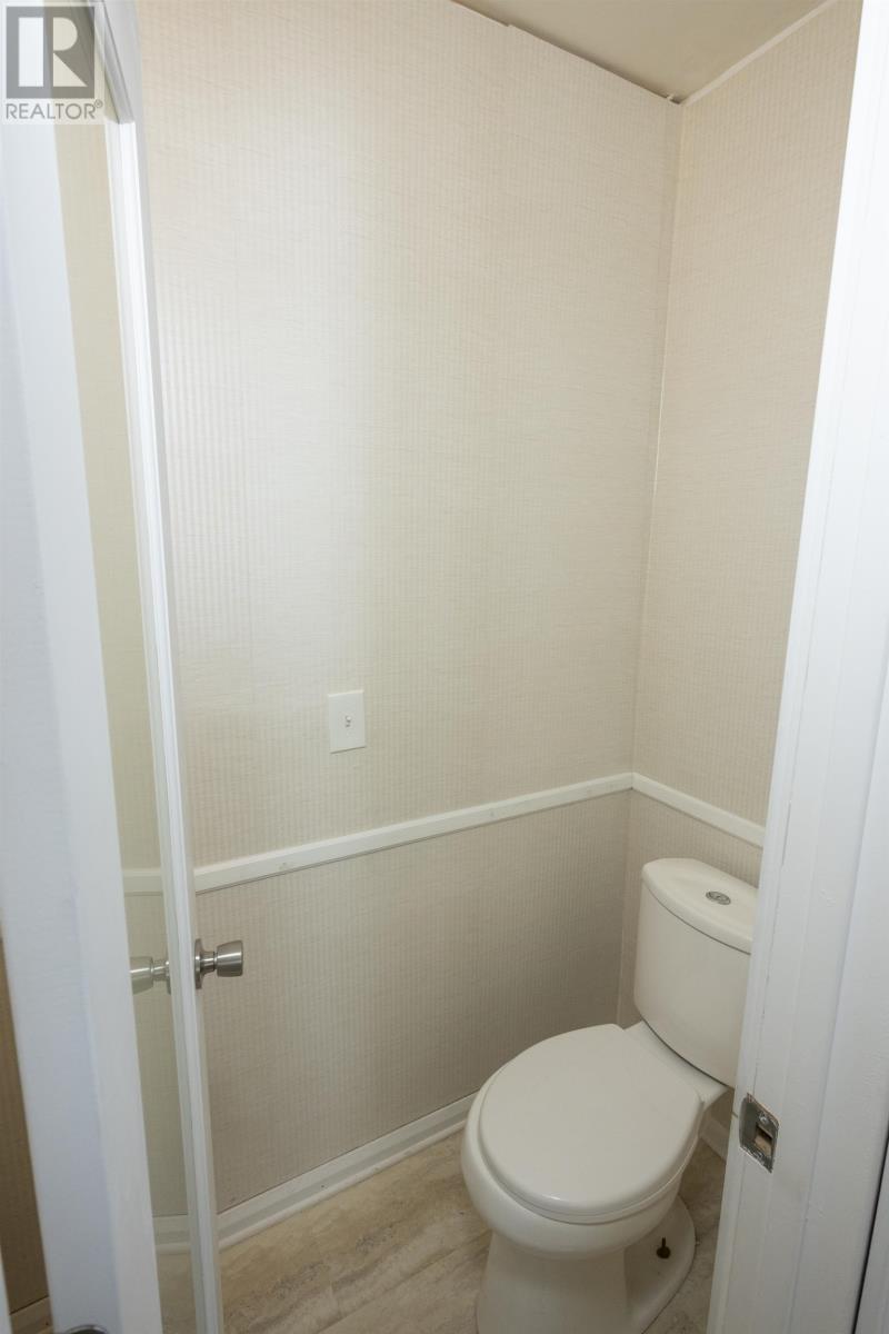 708 Linwood Cres, Thunder Bay, Ontario  P7E 2R8 - Photo 26 - TB2600607