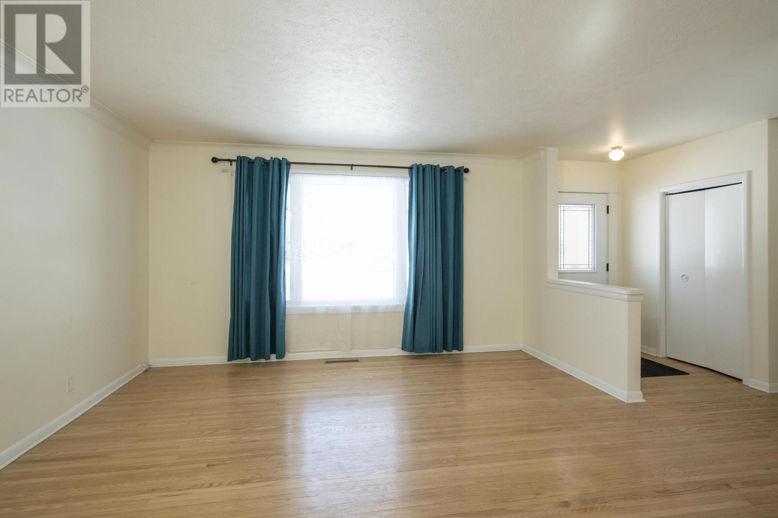 708 Linwood Cres, Thunder Bay, Ontario  P7E 2R8 - Photo 6 - TB2600607