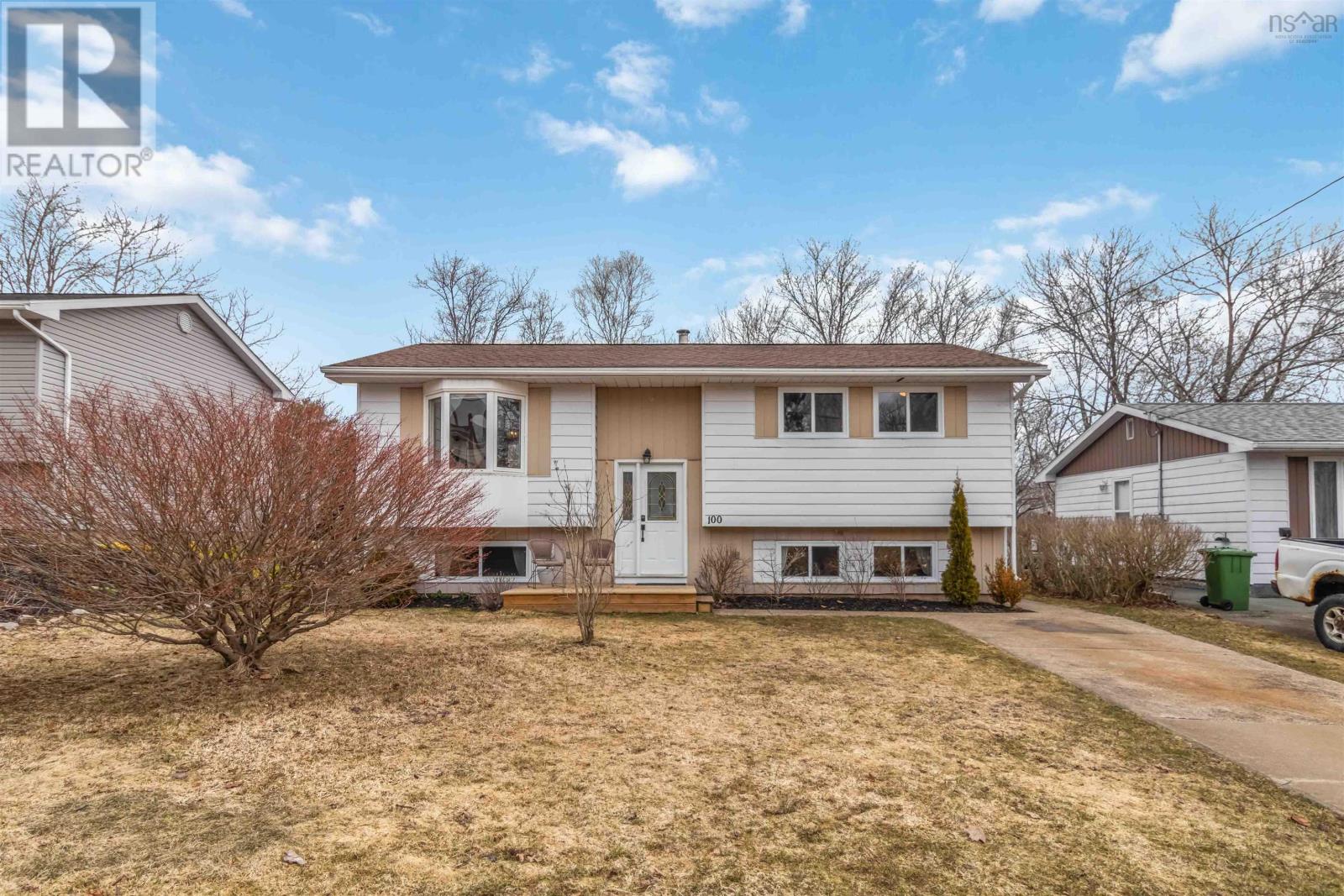 100 Greendale Court, Timberlea, Nova Scotia