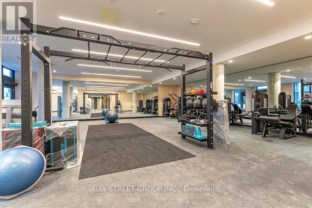 821 - 2020 Bathurst Street, Toronto, Ontario  M5P 0A6 - Photo 16 - C12958158