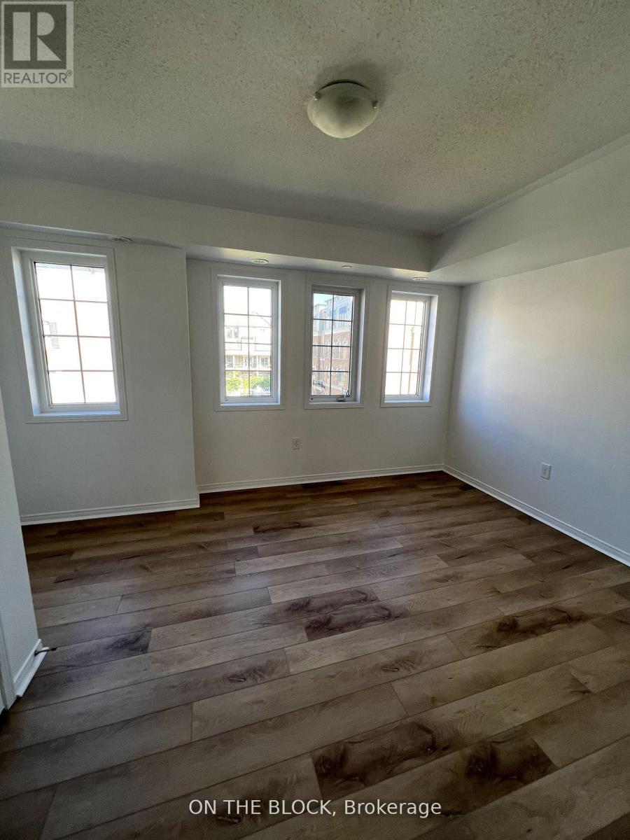 2530 Rosedrop Path, Oshawa, Ontario  L1L 0L1 - Photo 11 - E12958160